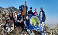  صعود تیم کوهنوردی دانشگاه علوم پزشکی  هرمزگان به قله کوه شاه شهرستان بافت از توابع  استان کرمان به ارتفاع 4380 متر